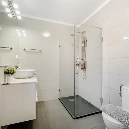Bright With A View Apartman *
